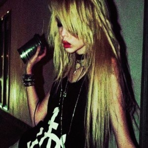 #Слимфиточек (Explicit)