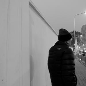 萧暲 - 死在平庸中 伴奏