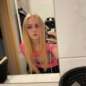 Far away (feat. dezondabeat)