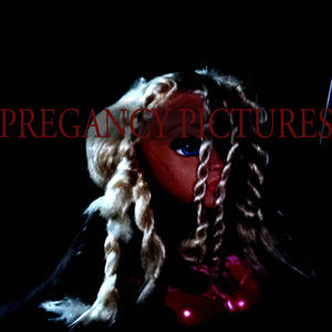 ifoundherpregnancypictureslayingrightacrossherfloor