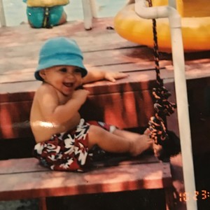 Hoein(feat. DvnnyLocs) (Explicit)