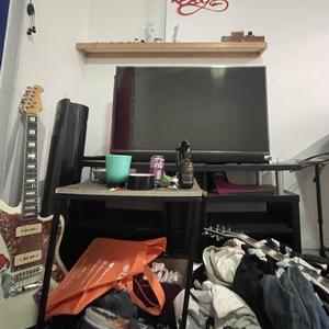 Robin (feat. Skratcha) (Explicit)