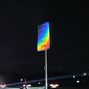 Lights gleaming (feat. Sonoloo) (Explicit)