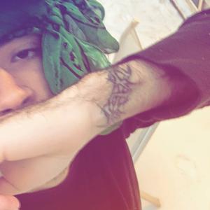 pretty hoes (feat. murdergrim) (Explicit)