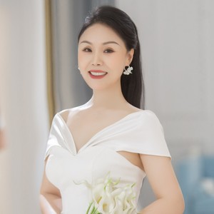 明月何曾是两乡伴奏 (伴奏)