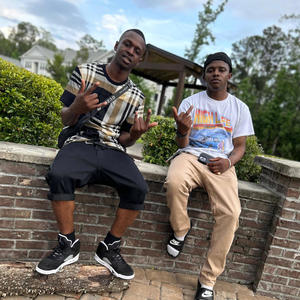 No Love (feat. Buggz Beezzy) (Explicit)