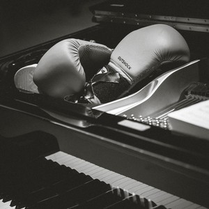 Descolar (feat. Manuela Azevedo & Nara Gonçalves)