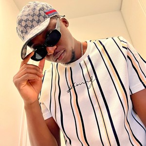 Medecine (feat. Davis D)