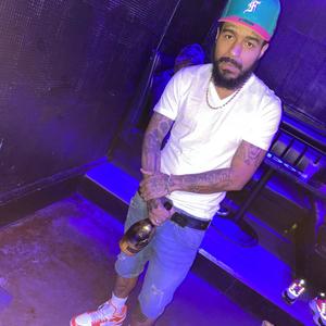 TRENCH BOYZ (feat. RAH MONEY & 700 APP H) (Explicit)