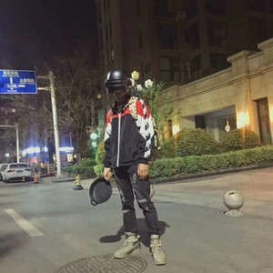 与你同行