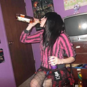 ITS A FUXKING PARTY XD (feat. cutsleepy)