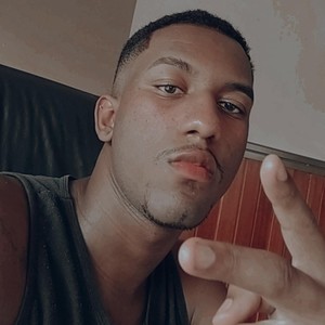 Chama ela pra treta (feat. Mc Lina & Mc Noka)