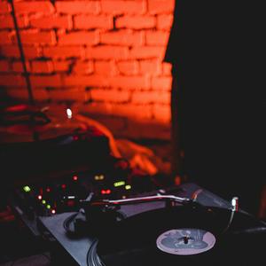 Triumphant (feat. Kamalimani)