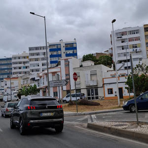 Jojo Wavy - KLANTENSERVICE (feat. BERRY & Jetroo) (Explicit)