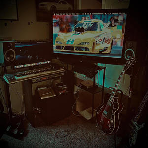 One crazy nite (feat. Andizzelle)