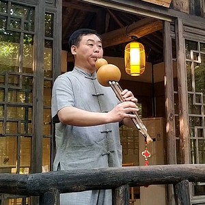 清清玉湖水