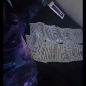 FUNDS (feat. MceDuuke) (Explicit)