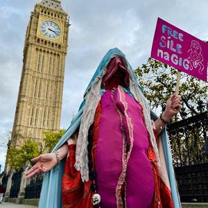 Free Síle Na Gig (feat. Nina Hynes & Wallis Bird)