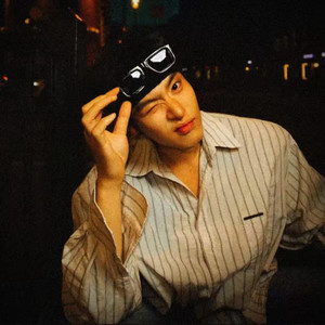 没有人可以回到过去-Andree Son