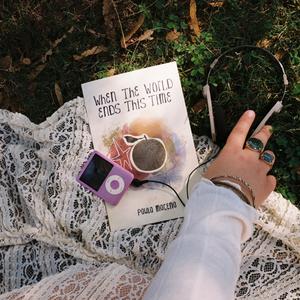 i am waiting to love myself again (feat. Lorena Latorre)