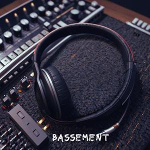 BASSEMENT