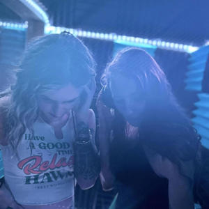 Top Bxtch (feat. Lexlove) (Explicit)