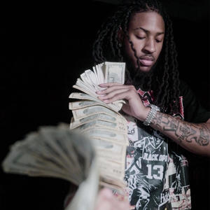 Funds& Guns (feat. ProjectBabyAtm) (Explicit)