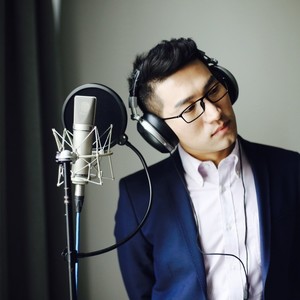 紫龙 - 听一首歌·时光回旋：《爱就一个字》的深情纪年