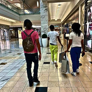 Hakuna Matata (feat. Lil Dell & Ethan Amiri) (Explicit)