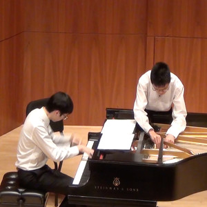 “如歌的中板”（