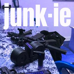 junk-ie (feat. Barreto, Ripkidd & Kxreem) [Explicit]