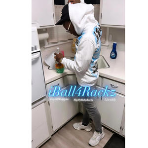 Bailing Out On Feet (feat. 826BabyJo) (Explicit)