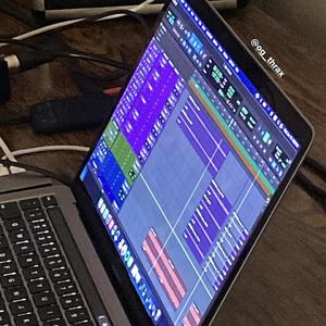 HIDE N SEEK (feat. Lilmaziijugg) (Explicit)