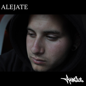 Aléjate