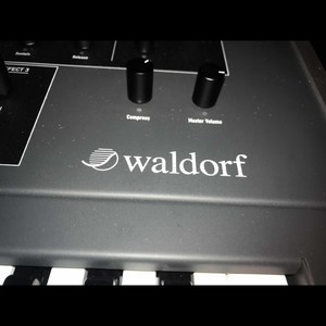 Waldorf Quantum Techno Demo