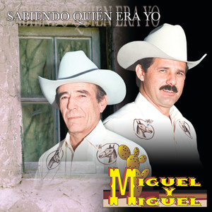 A La Sombra De Un Nogal