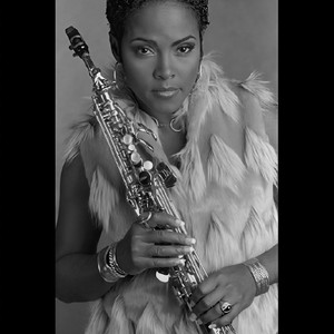 Tonite(feat. Daneliz)