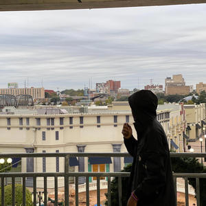 MODEL (feat. Emill$ & teebandz) (Explicit)