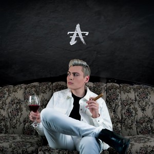 Boom(feat. Riskyisme & Vivid) (Explicit)