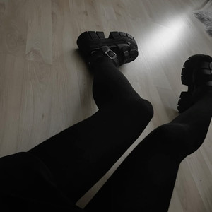 j’pense qu’à la mort