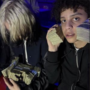 KISS (feat. okcrue & 1lyfe) (Explicit)