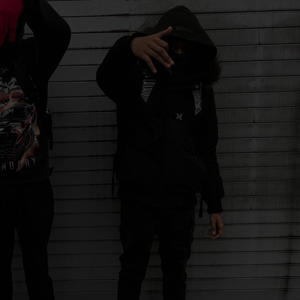 STRANGE (feat. HOLLOW & IHYJJ) (Explicit)