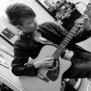 爱上香烟的味道