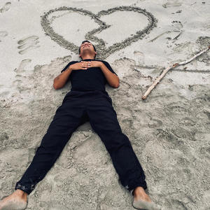 ANT ROMANCE (Explicit)