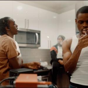 Hottest (feat. Emoneyy) (Explicit)