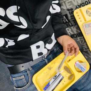 Tr4v3suras (feat. Lucky) (Explicit)