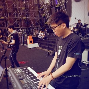 满城花开 (Single Version)