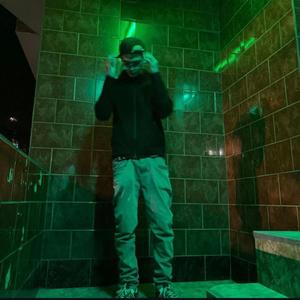 BROKE IN THE BLOCK (Explicit)