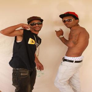 No Quiero Molote (feat. Angel La Rabia)