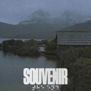 souvenir. (Explicit)